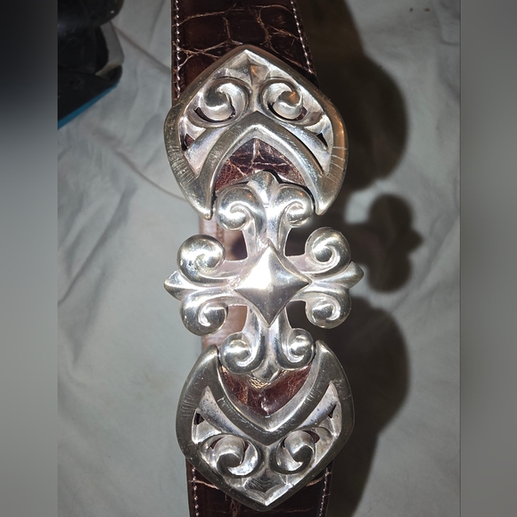 Brown girls  belt - Picture 5 of 7